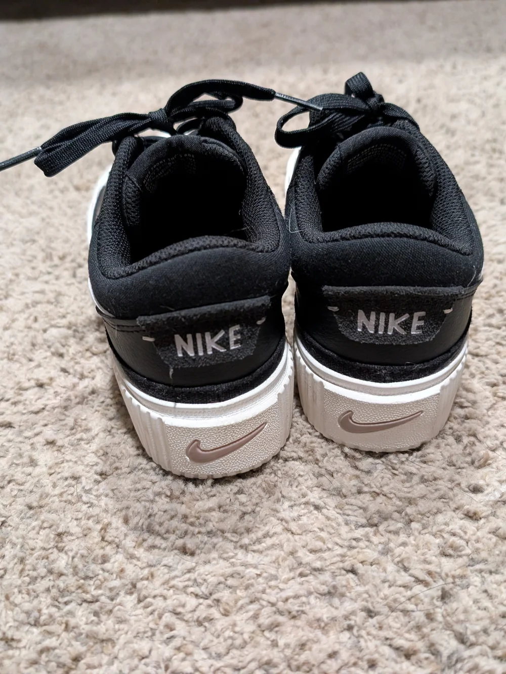 Nike Women's Court Legacy Lift Sneakers
